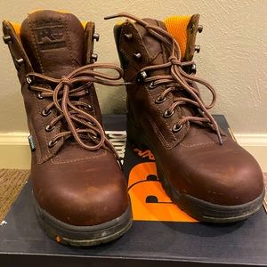 Women’s Steel Toe Work Safety Boot - only worn once